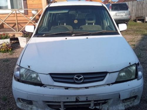 Mazda Demio 2000г